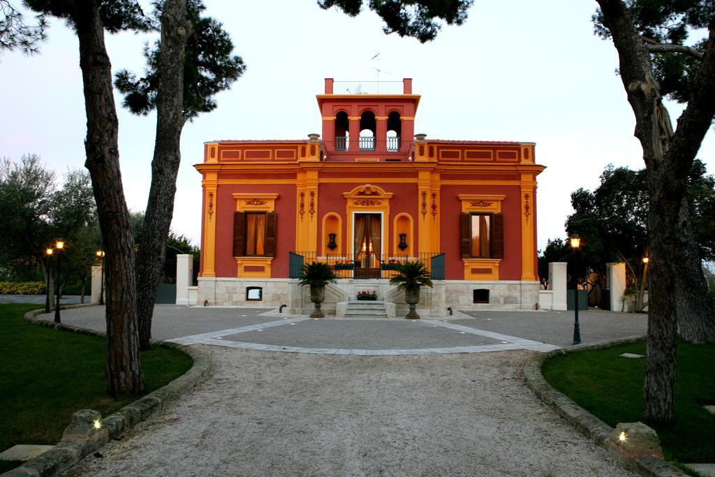 Hotel Terranobile Metaresort Bari Exteriér fotografie